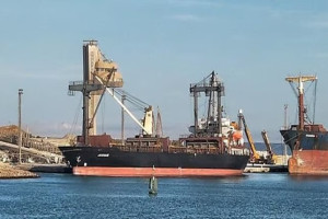 Somali navy reports rescue of crew from bulker