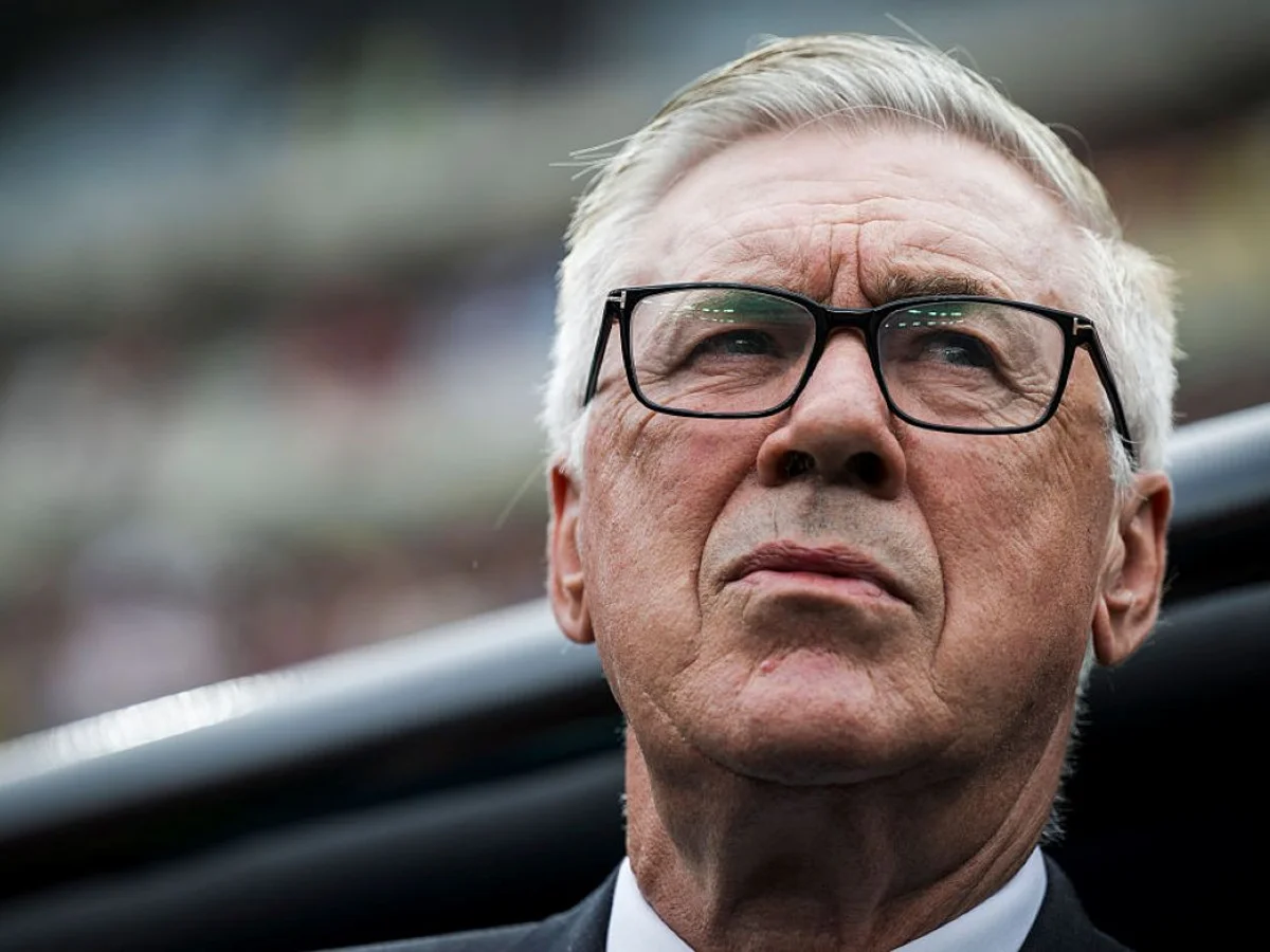 "Precisamos preparar uma nova geração", diz Ancelotti em coletiva