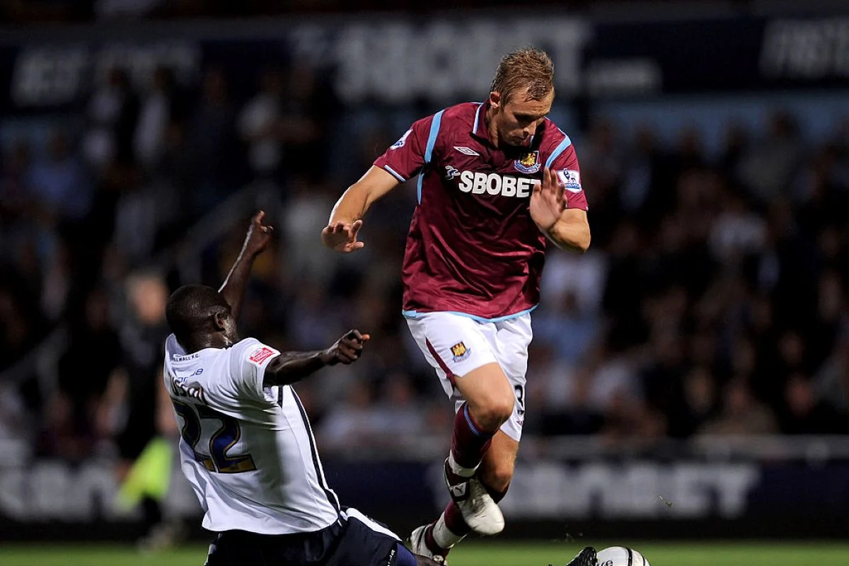West Ham e Milwall voltam a se enfrentar após 14 anos; saiba onde assistir