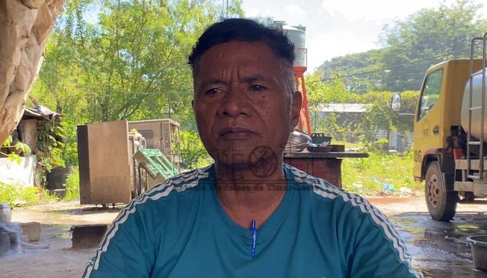 O Primeiro-Ministro encoraja as mulheres a concorrerem ao Prémio de Empreendedora do Timor-Leste de 2026 e continua a desenvolver o negócio.