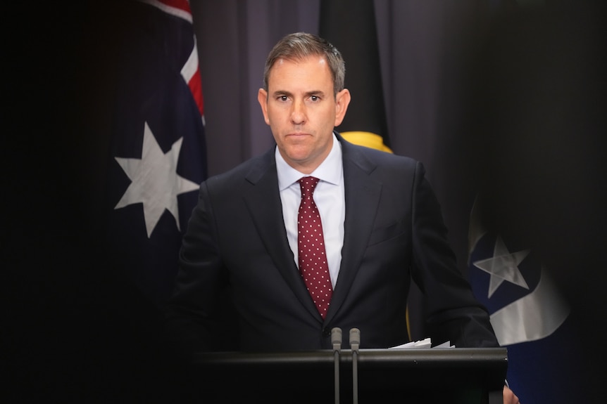 Imagem da matéria: Na Alemanha, novas ameaças de Moscou poderiam forçar uma reavaliação das salvaguardas da Segunda Guerra Mundial.