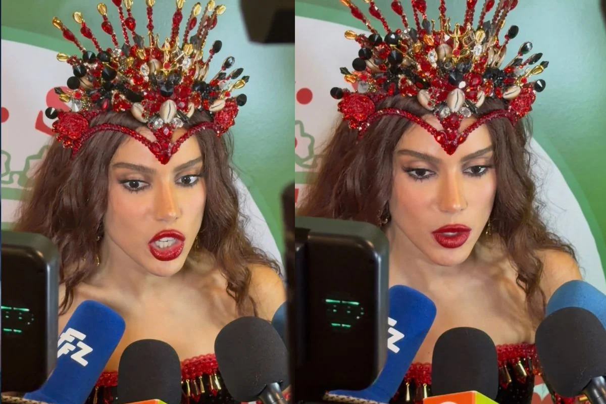 Anitta em entrevista coletiva na quadra da Grande Rio