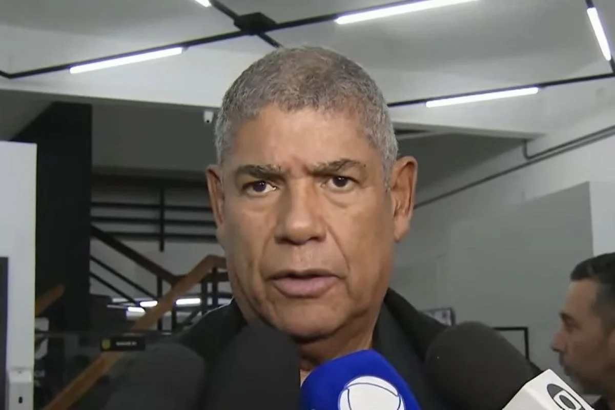 "Eu não cometi crime e nada devo", diz Milton Leite ao sair de delegacia