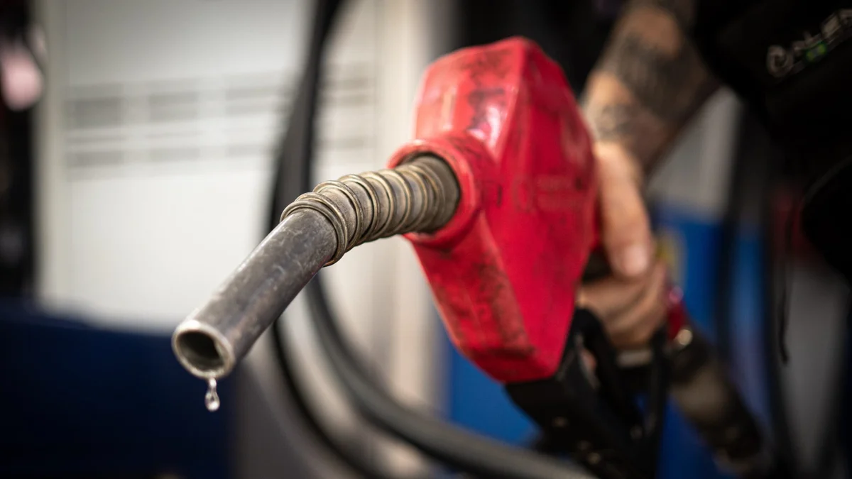 Diesel chega a R$ 7,13 e atinge maior preço no Brasil desde maio, diz ANP