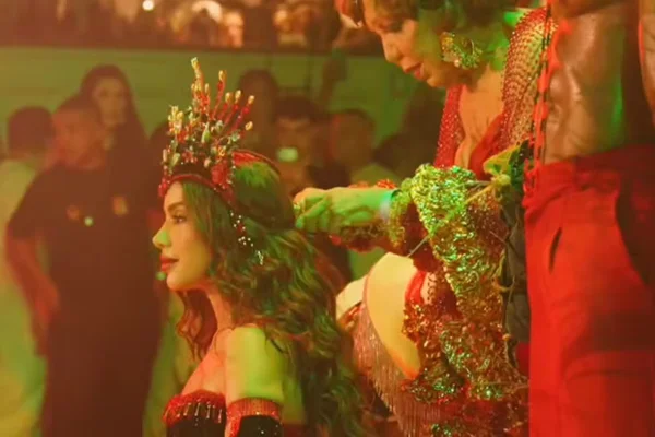 Falsa Globo e Lula x Bolsonaro: os bastidores de Anitta na Grande Rio