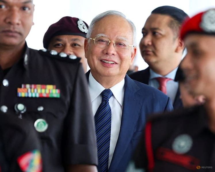 O 'fundo de solidariedade' de Najib Razak arrecada US$ 2,27 milhões, ainda abaixo da meta de US$ 12,27 milhões: DPM Zahid