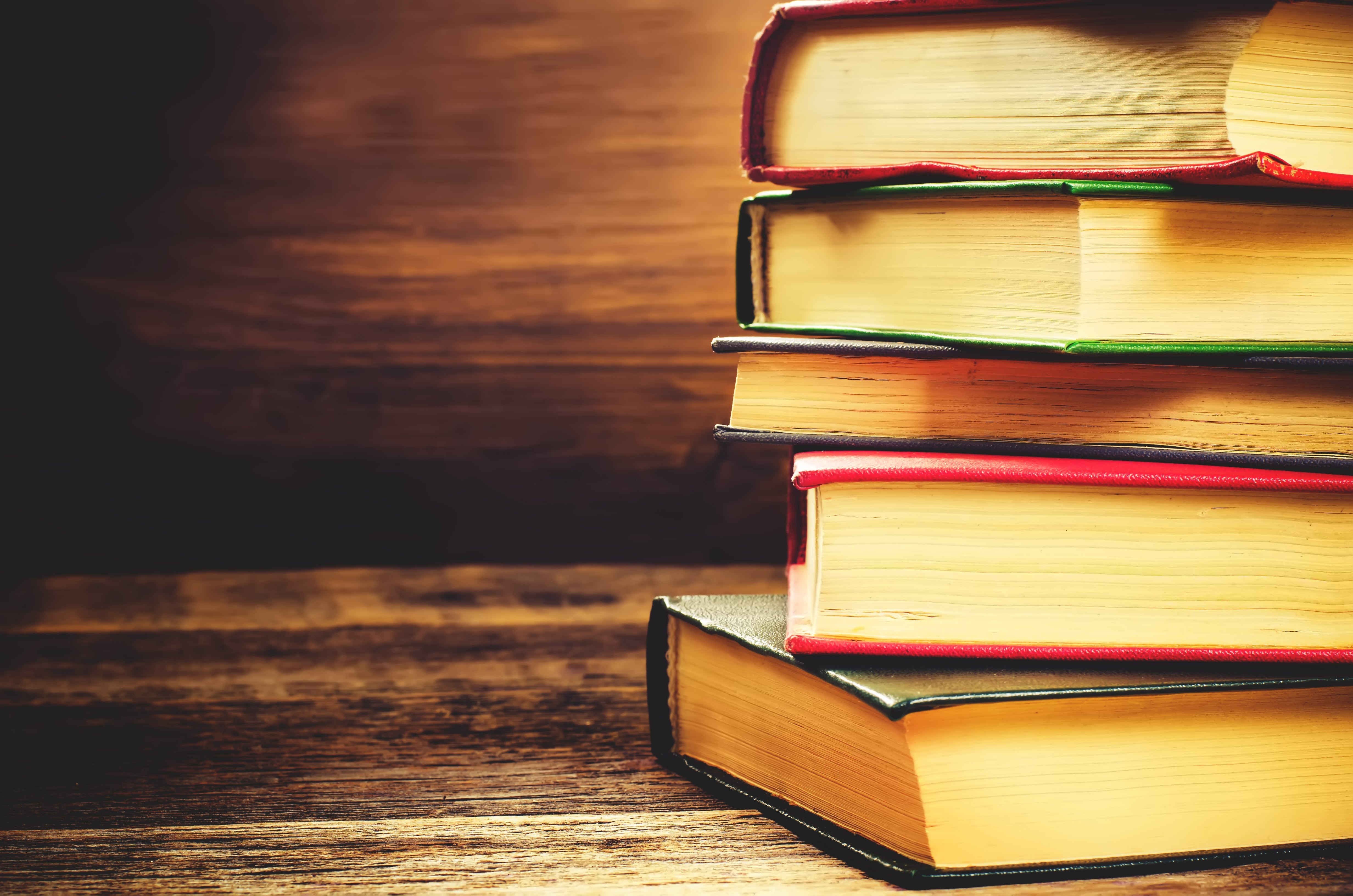 As províncias recebem autorização para utilizar o catálogo de livros didáticos controverso