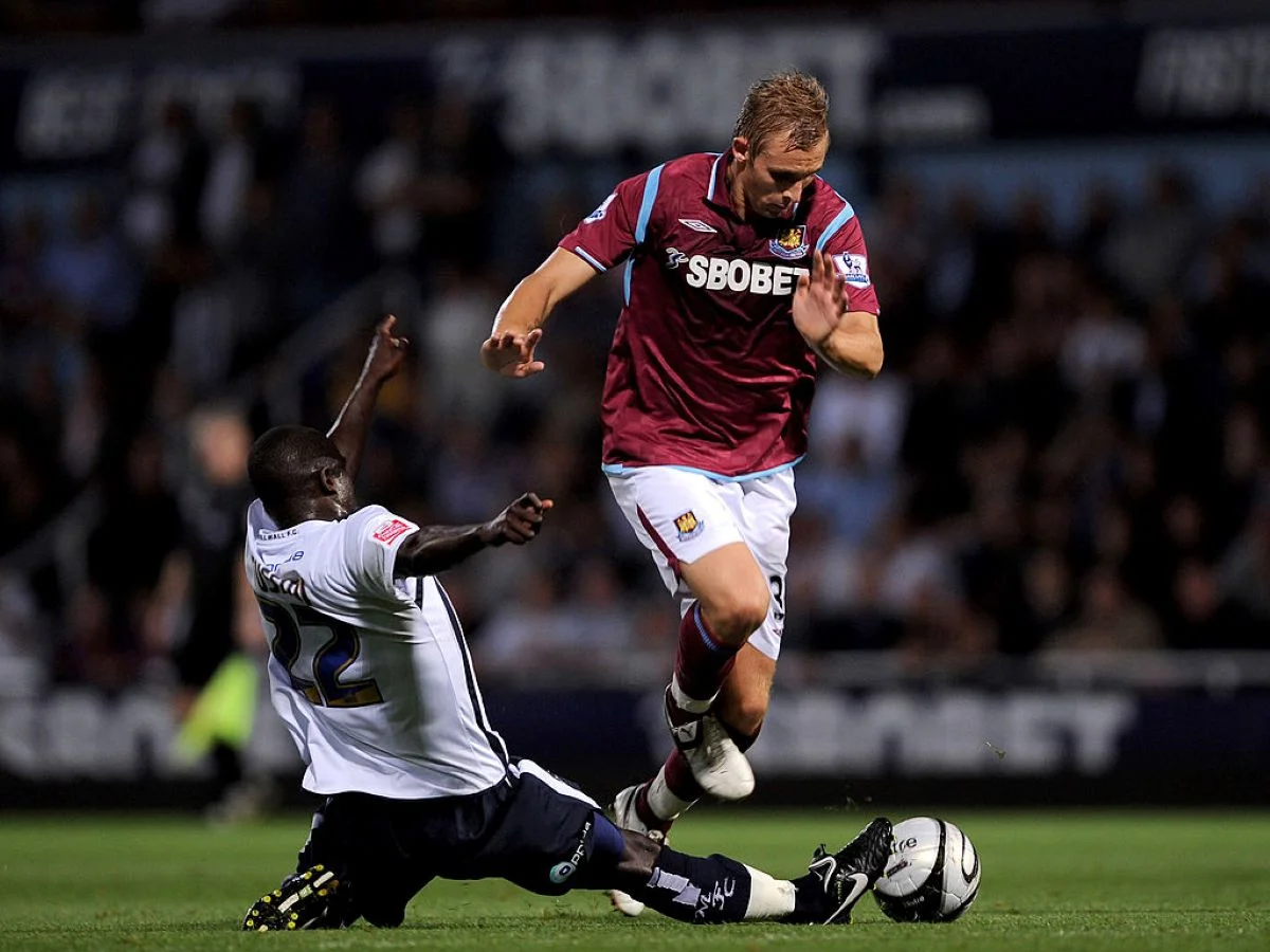 West Ham e Milwall voltam a se enfrentar após 14 anos; saiba onde assistir