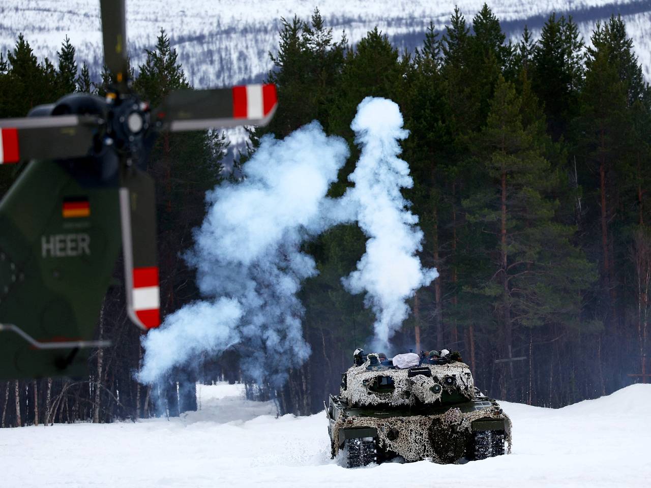 Na Rússia, notou-se um rápido aumento das forças da OTAN no Ártico.