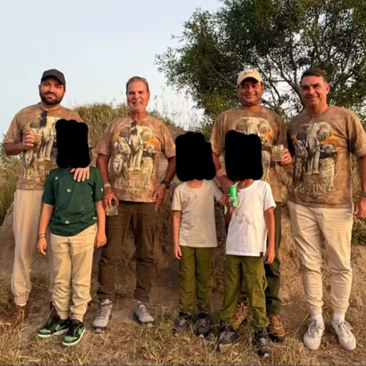 Foto de Flávio em safári na África do Sul reúne senador e advogado investigados no caso do INSS
