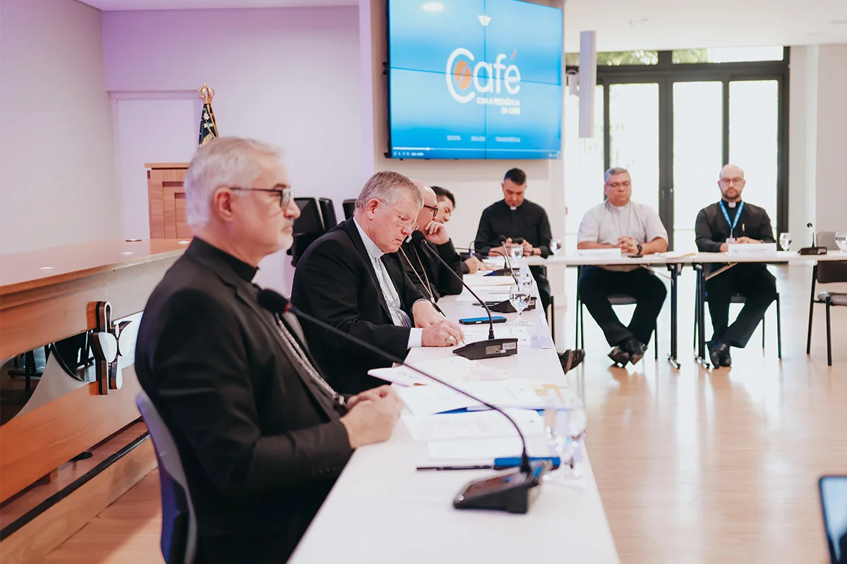 Cúpula da CNBB participa de café com imprensa