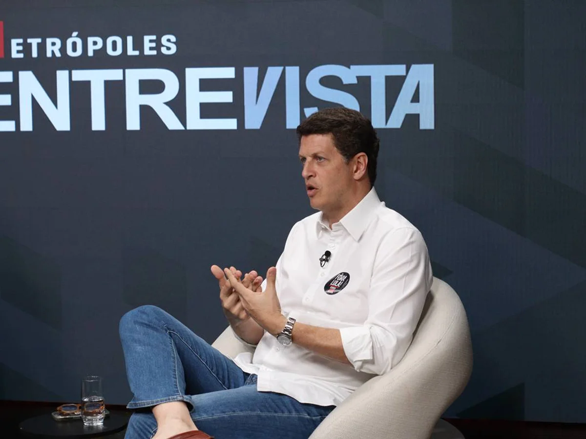 Ricardo Salles desiste de candidatura ao Senado após acordo com Tarcísio