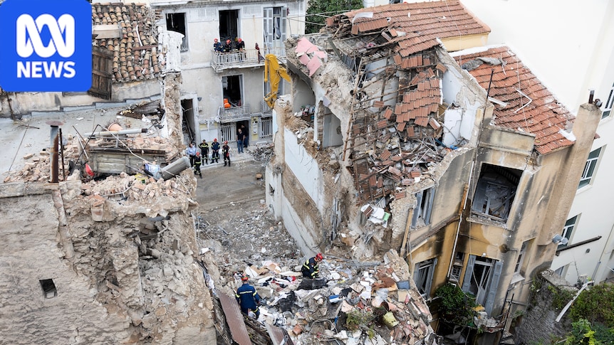 Corpos de seis pessoas recuperados dos escombros de um prédio em Atenas após explosão suspeita causada por vazamento de gás