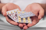 Médico lista medicamentos que não podem ser misturados por hipertensos