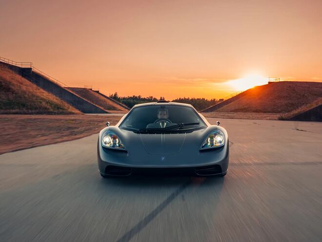 Playboys vão disputar sucessora de McLaren F1 rara, que tem só o ‘banco do piloto’ e vale R$ 31 mi