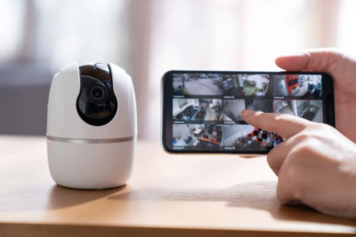 Imagem da matéria: Bancário instalou câmera oculta em banheiro de academia para espiar homens