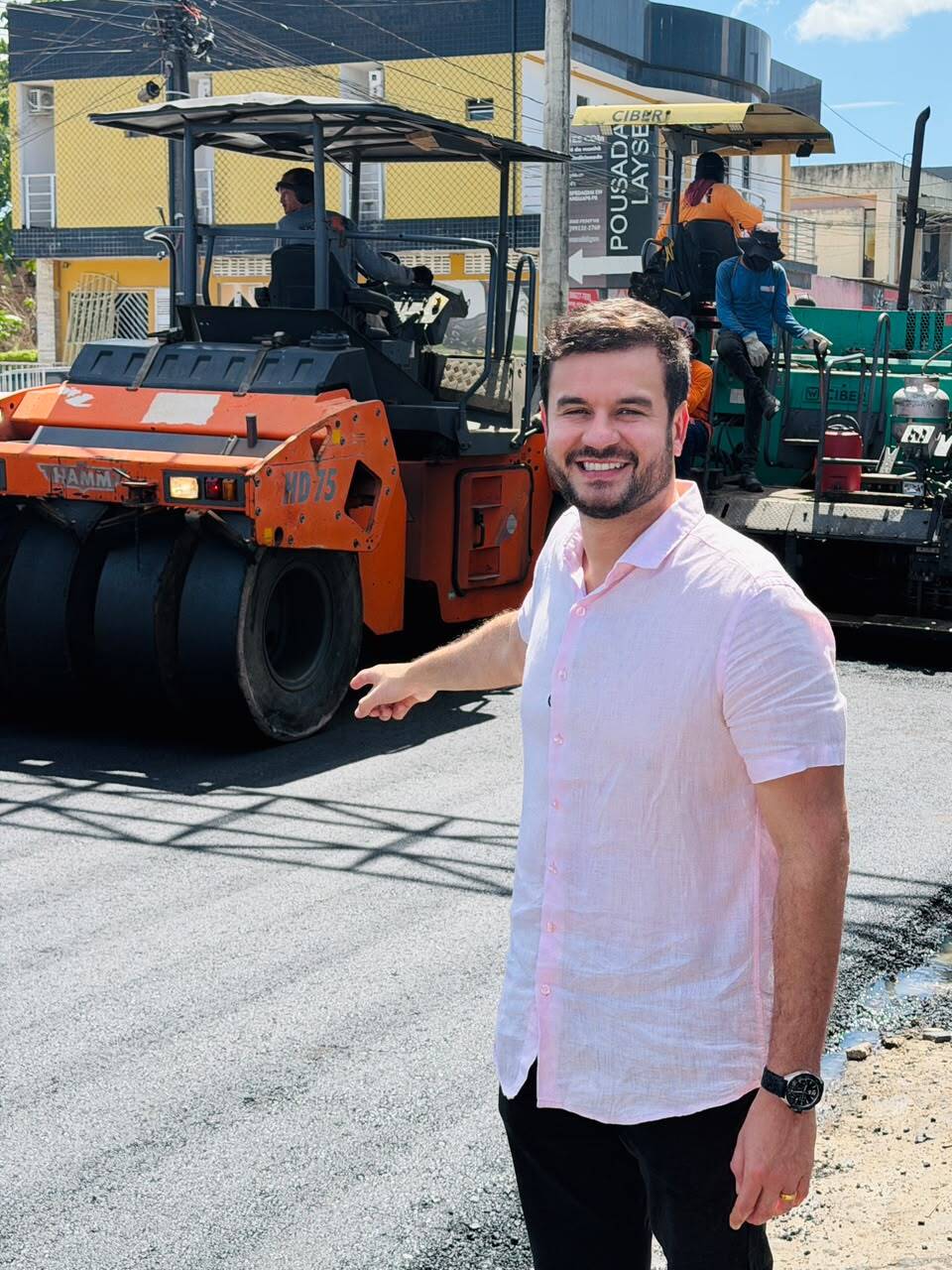 Após articulação do Prefeito Joaquim, recapeamento asfáltico começa no Centro de Mamanguape