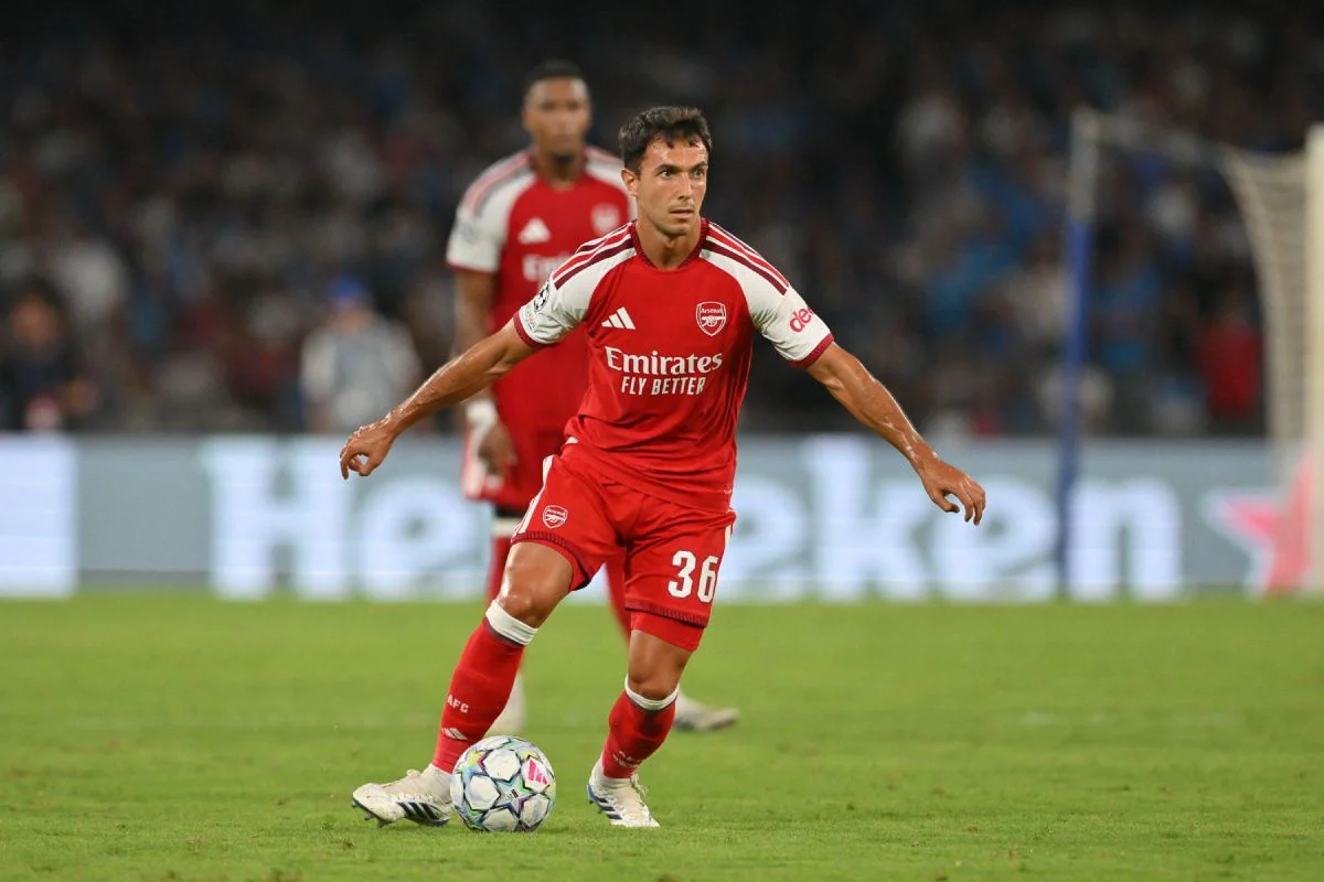 Arsenal visita o Sunderland em busca da quarta vitória seguida