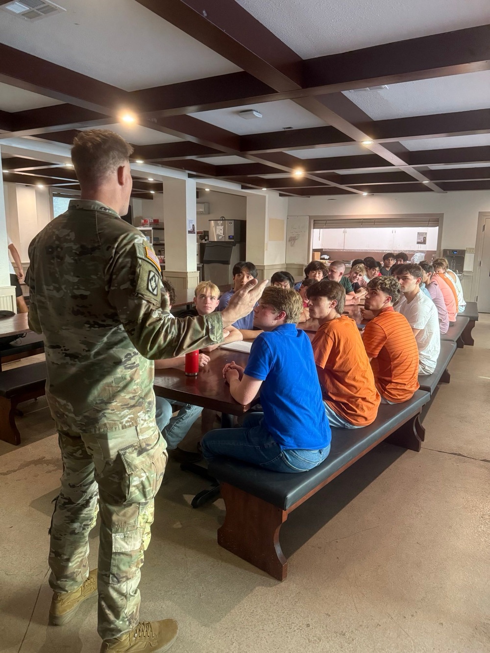 Imagem relacionada à notícia: Texas Joint Contradrug Task Force hospeda evento de extensão na Universidade do Texas