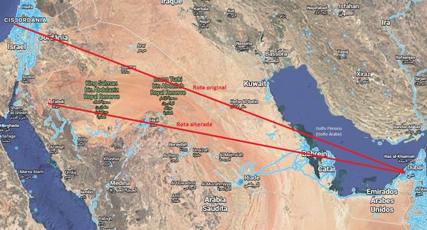 Piloto é esfaqueado pelo copiloto na cabine de avião comercial rumo a Israel, diz TV
