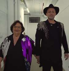 Paulo Gustavo e a mãe, Déa Lúcia, durante o espetáculo 'Filho da Mãe' Foto: Amazon/Divulgação / Estadão