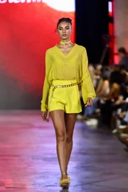 Metrópoles Catwalk conclui edição com Petzold 1981, Lago e Vitor Cunha
