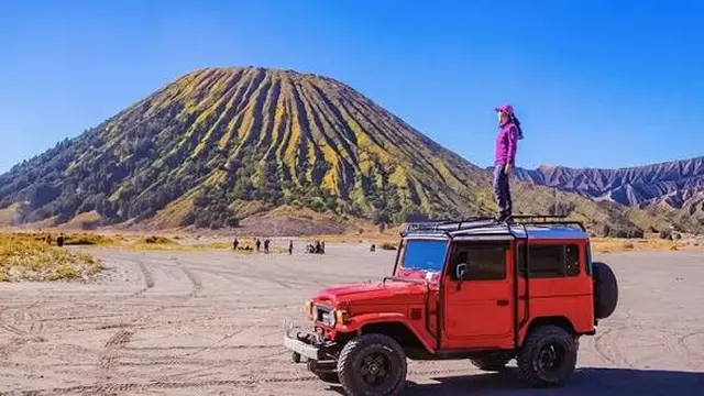 ​ Karhutla Terkendali, Wisata Gunung Bromo Resmi Dibuka Kembali