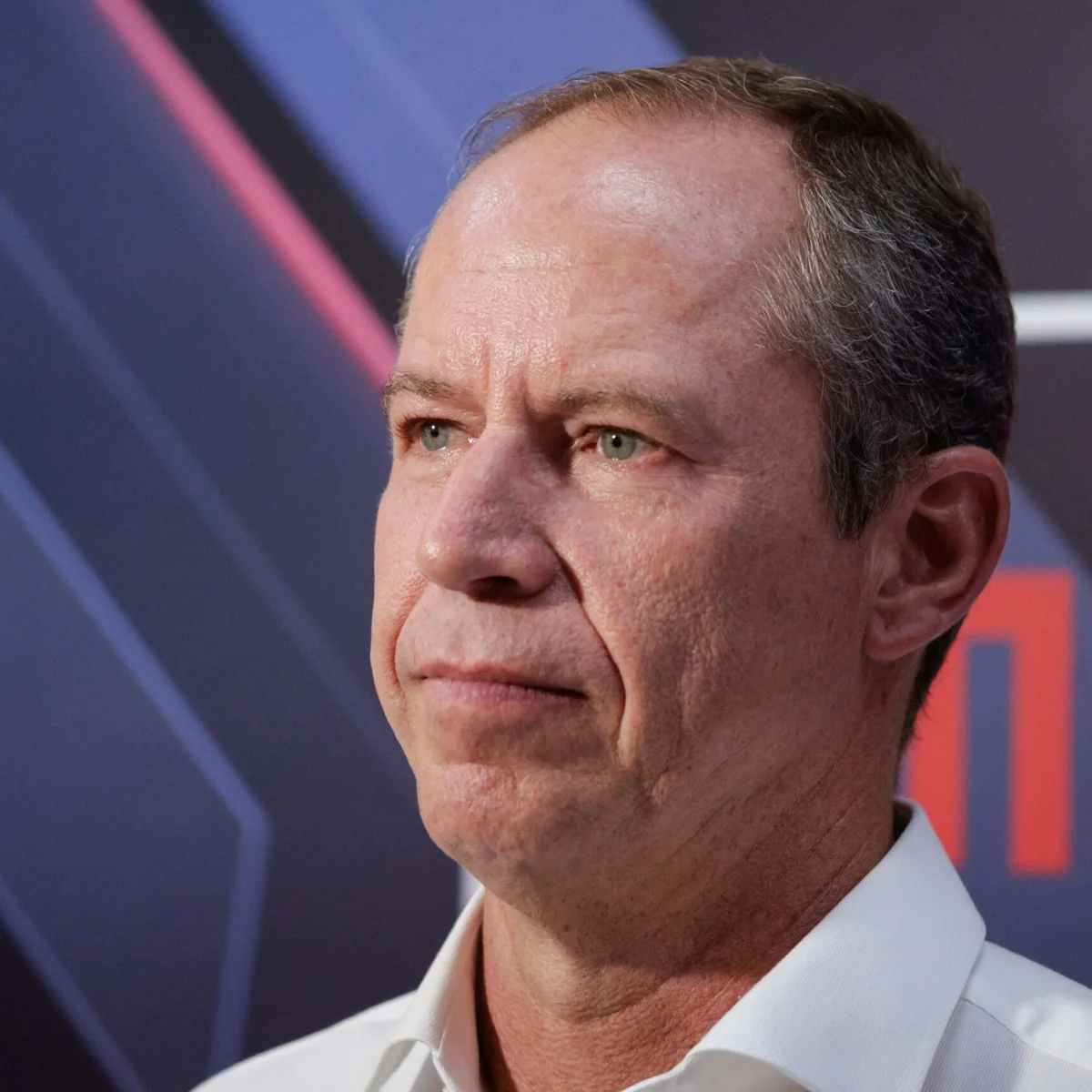 Cappelli promete contratar e valorizar servidores públicos: "Dinheiro, tem"