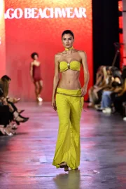 Metrópoles Catwalk conclui edição com Petzold 1981, Lago e Vitor Cunha