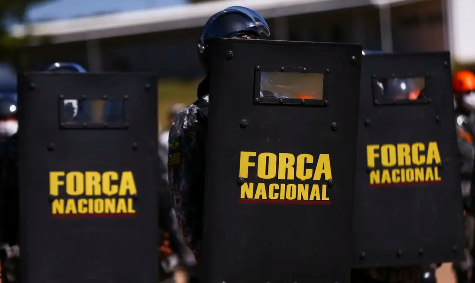 Proposi&ccedil;&otilde;es de candidatos relacionadas &agrave; seguran&ccedil;a p&uacute;blica v&atilde;o de extremos opostos a men&ccedil;&otilde;es recorrentes de organiza&ccedil;&otilde;es criminosas