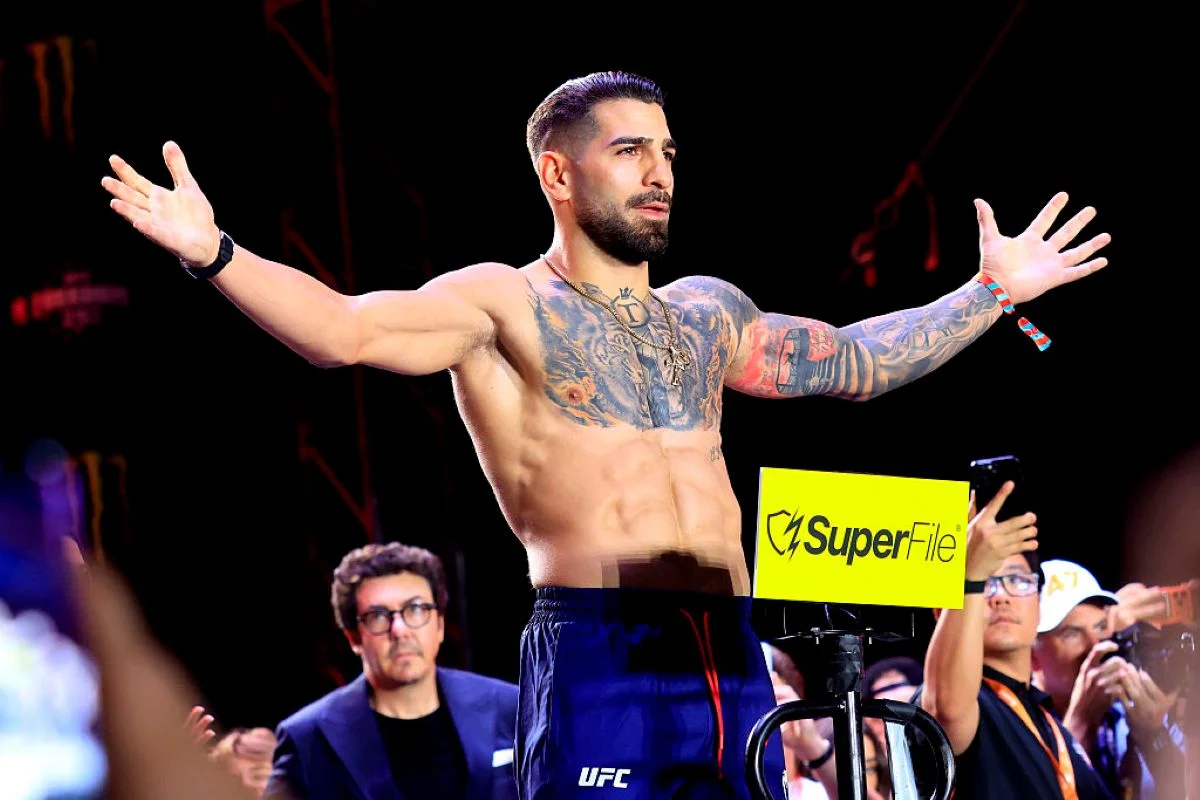 Ilia Topuria anuncia que está sem lesões e provoca rivais: "Aqui estou eu"