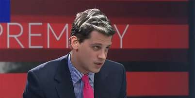 O influenciador de extrema direita brit&acirc;nico Milo Yiannopoulos Foto: Reprodu&ccedil;&atilde;o via youyube/Channel 4 News / Estad&atilde;o
