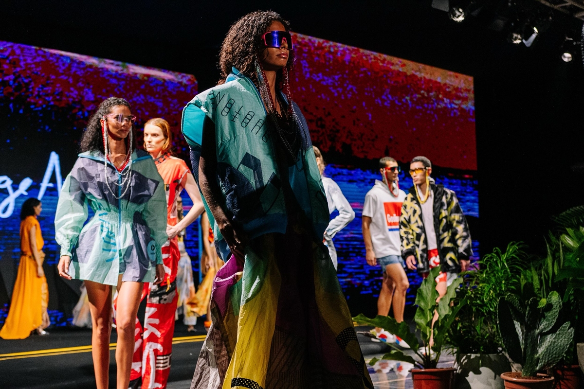 Metrópoles Catwalk recebe coleção Vento Forte de George Azevedo hoje (17/9)