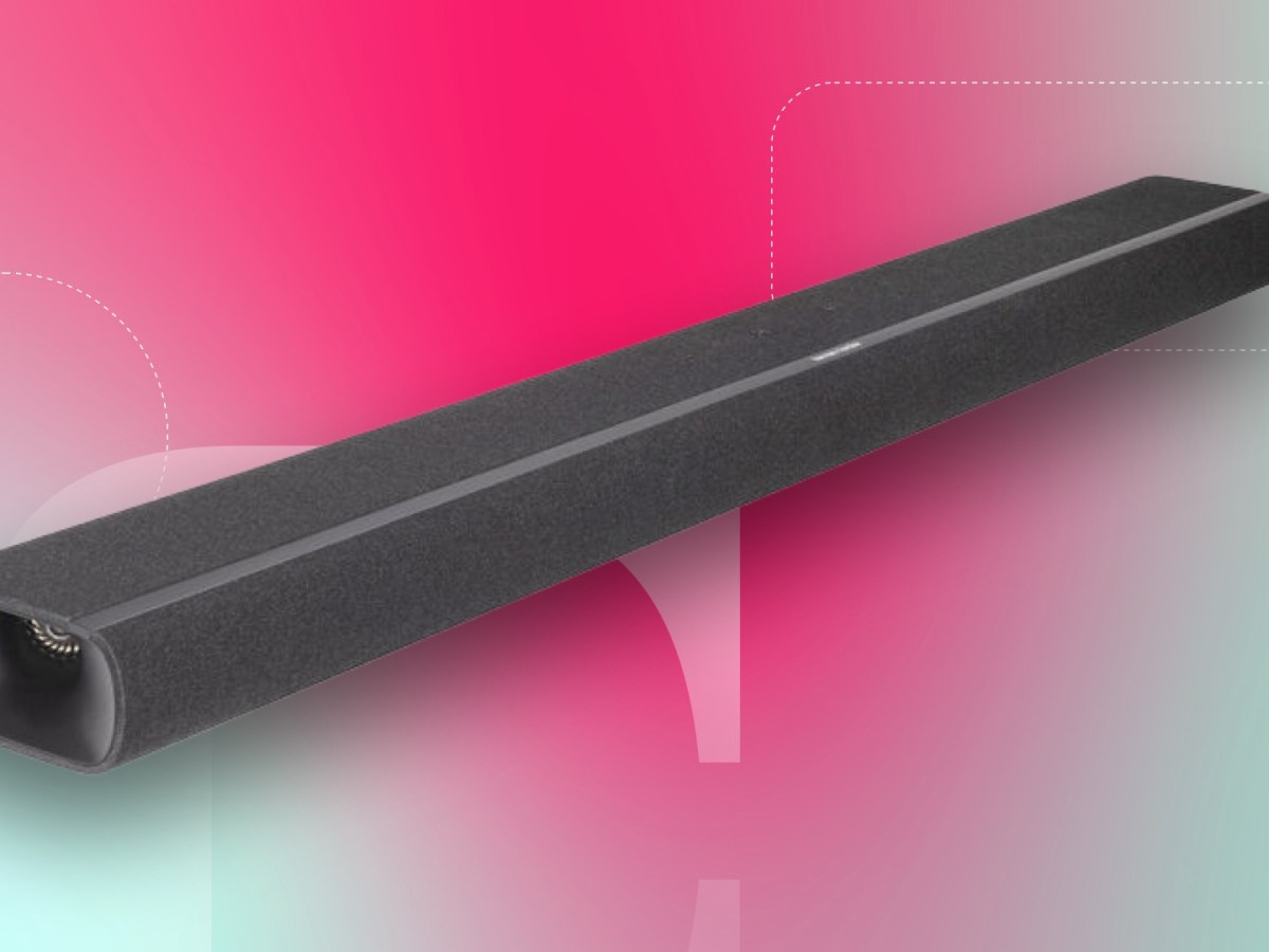 Você só tem até hoje à noite para economizar US$ 420 nesta soundbar premium Harman Kardon