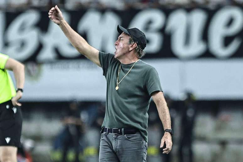 Santos busca fim de jejum contra o Fluminense, rival que "limita" Neymar