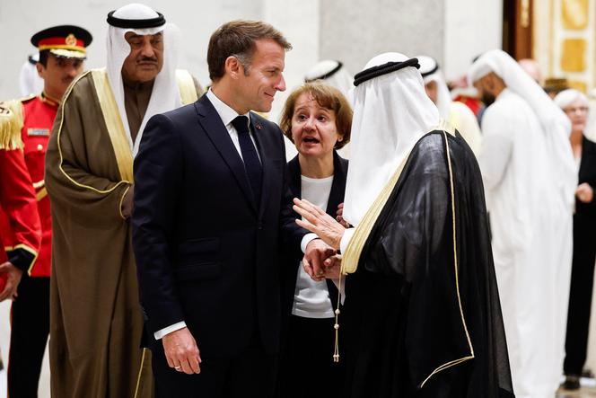 Macron inicia a turnê no Golfo após protestos e violência na França