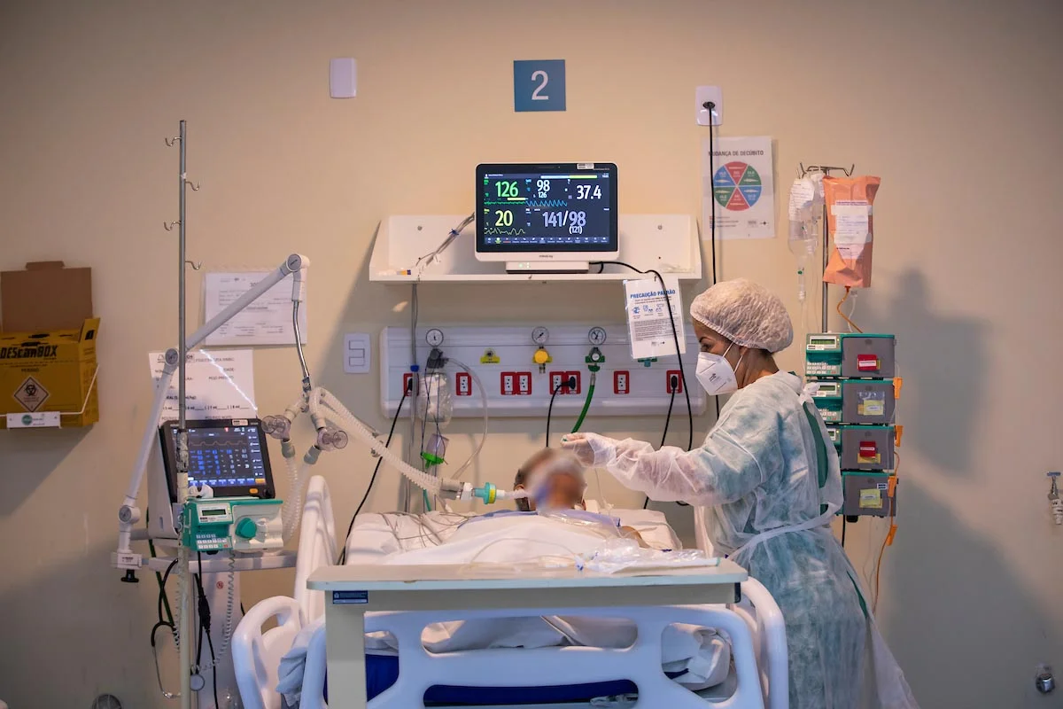 O Hospital Ronaldo Gazolla é referência no tratamento de Covid-19 na capital