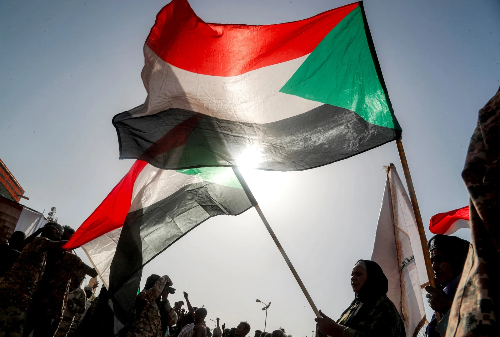 Ministro das Relações Exteriores iemenita: O objetivo é pôr fim ao golpe houthi no Iêmen