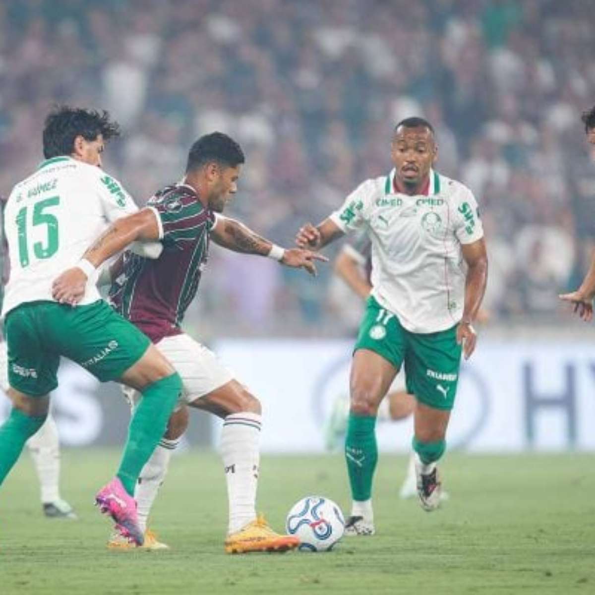 Hulk vê Fluminense "vivo" após gol no fim contra o Palmeiras