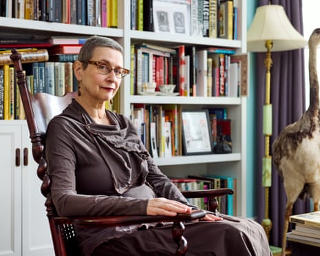 Imagem da matéria: Resenha de Life Out of Order, de Audrey Niffenegger: essa sequência corresponde à altura de The Time Traveler's Wife?