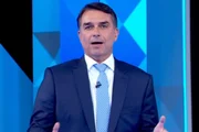 Lula e Flávio melhoraram na Globo, mas petista venceu no saldo de pontos