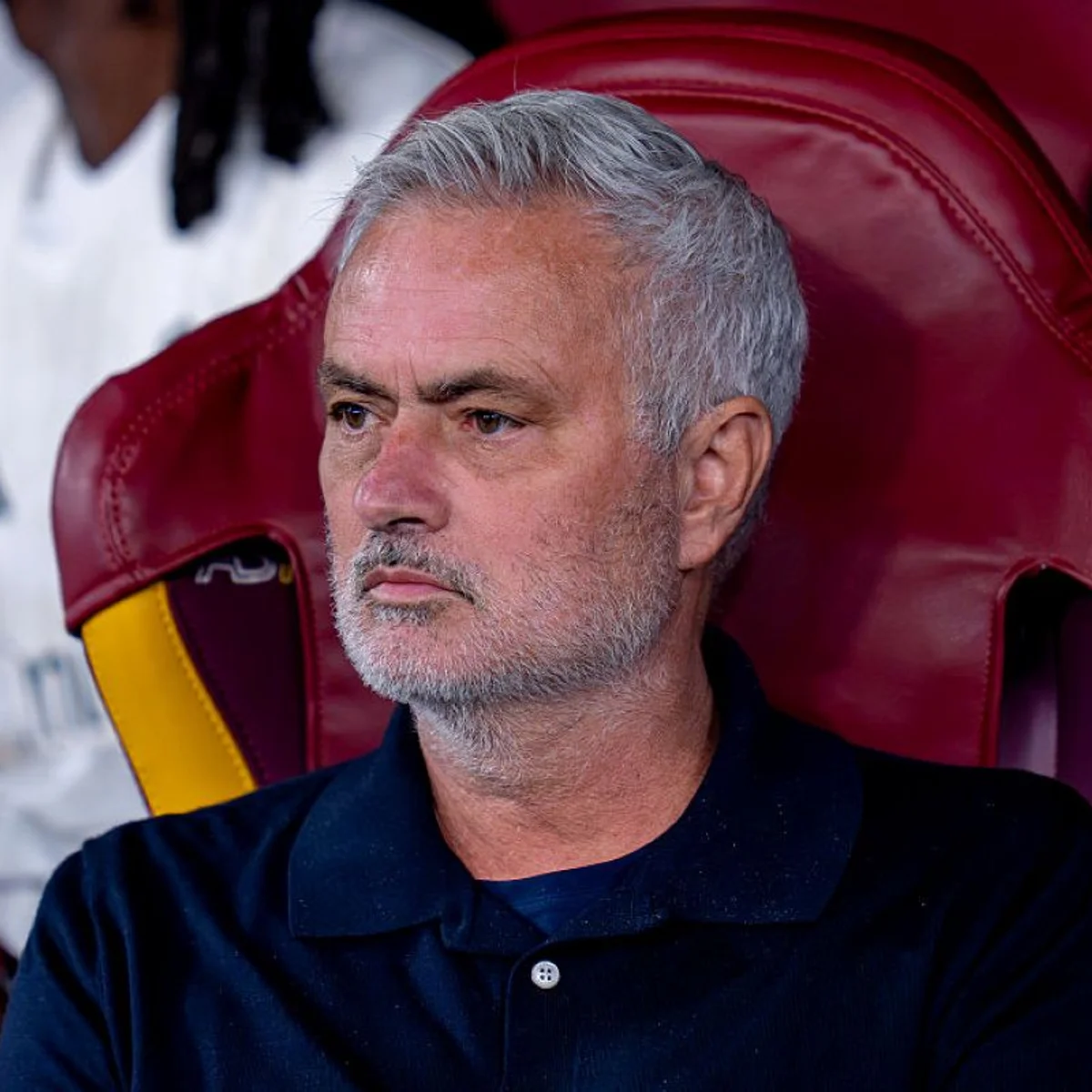 José Mourinho sai em defesa de Vini Jr.: "Eu teria forçado uma saída"
