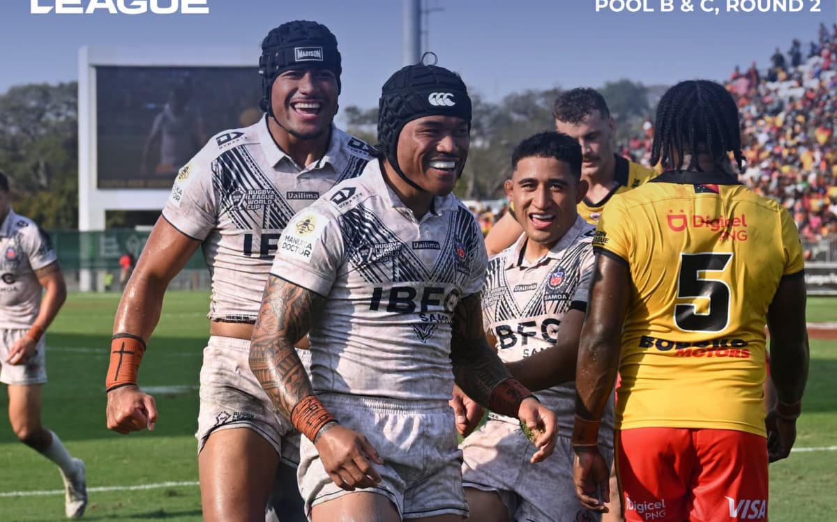 Toa Samoa marcou 13 tries para um em vitória sobre os Kumuls na Copa do Mundo