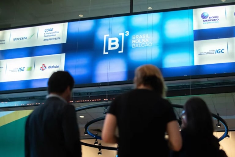 Mercado reage à reeleição de Lula; ETF brasileiro cai mais de 26% em NY