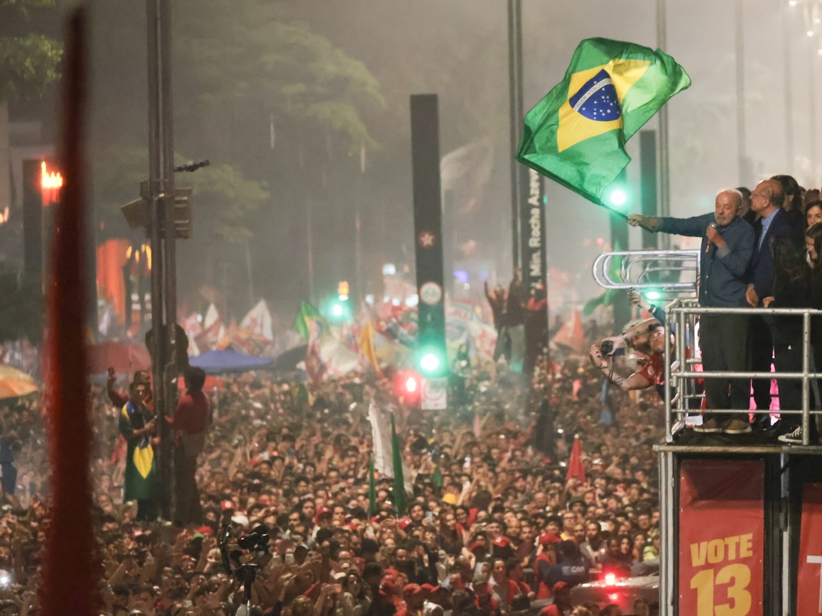 Mercado reage à reeleição de Lula; ETF brasileiro cai mais de 26% em NY