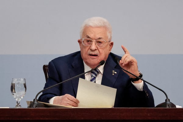 O que está por trás do adiamento das eleições palestinas e o que acontece a seguir?