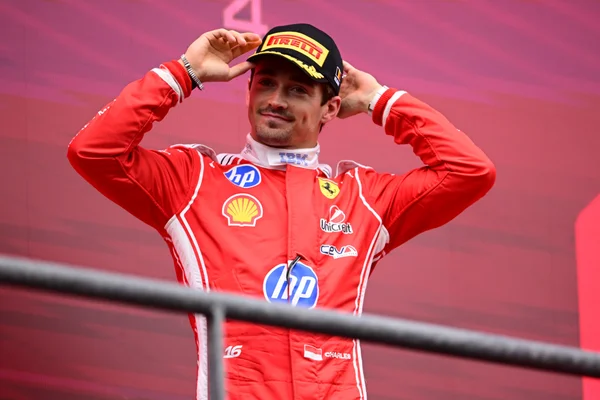 F1: Leclerc lidera treino livre do GP dos EUA em Austin; Bortoleto é 8º - destaque galeria