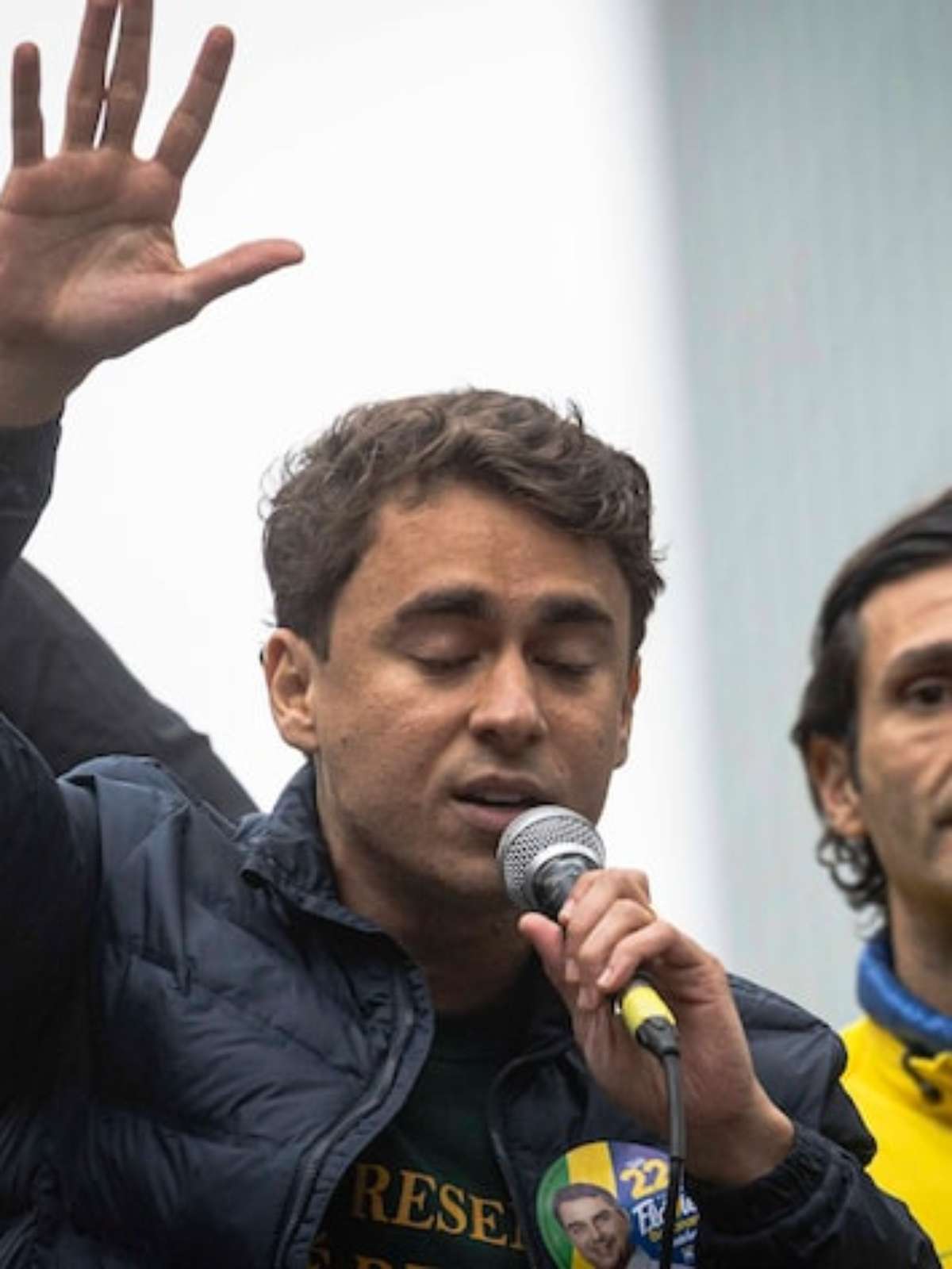 Nikolas Ferreira publica 'colinha' para Santa Catarina sem Carlos Bolsonaro para o Senado