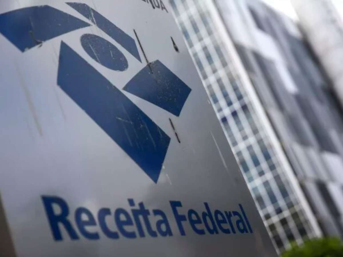 Receita Federal devolve valor recorde de R$ 41 bilhões em restituições do IR em 2026