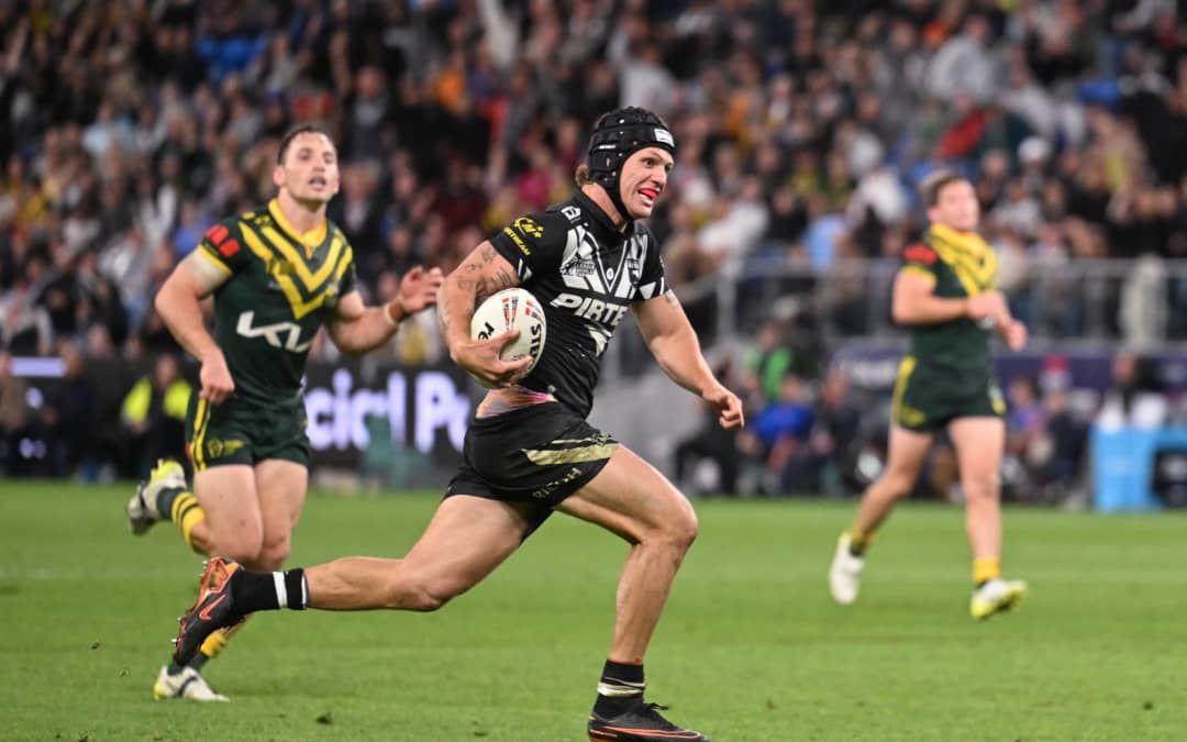 Cameron Murray of Australia and Kalyn Ponga of New Zealand. Australia Kangaroos v New Zealand Kiwis, Round 1 - Pool A Rugby League World Cup match at Allianz Stadium, Sydney, Australia on Thursday 15 October 2026.